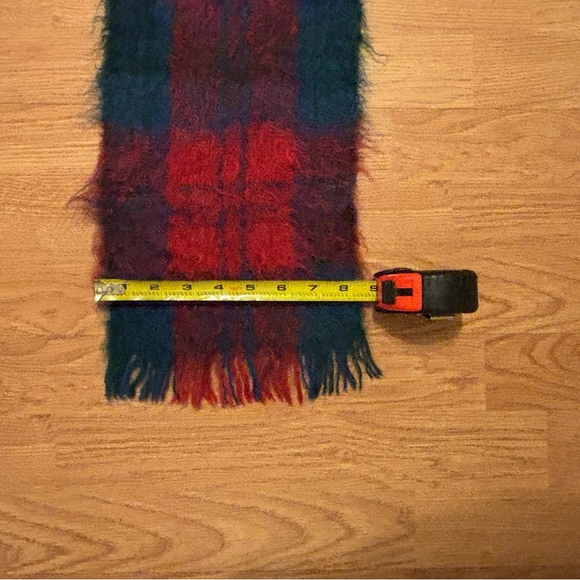 Plaid Wool Scarf - Picture 5 of 5
